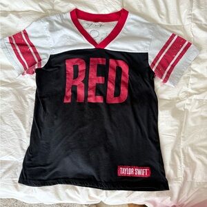 Taylor Swift Red 13 Concert Tour Shirt XL